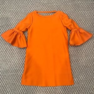 Lisa’s Mar orange flare sleeve dress